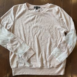 Juniors Size Large light pink crew neck long Sleeve $8