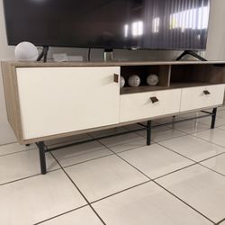 Mueble para TV moderno con cajones y almacenamiento