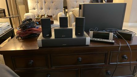 Bose Lifestyle V20 5.1 System w/ MC1 Media Center
