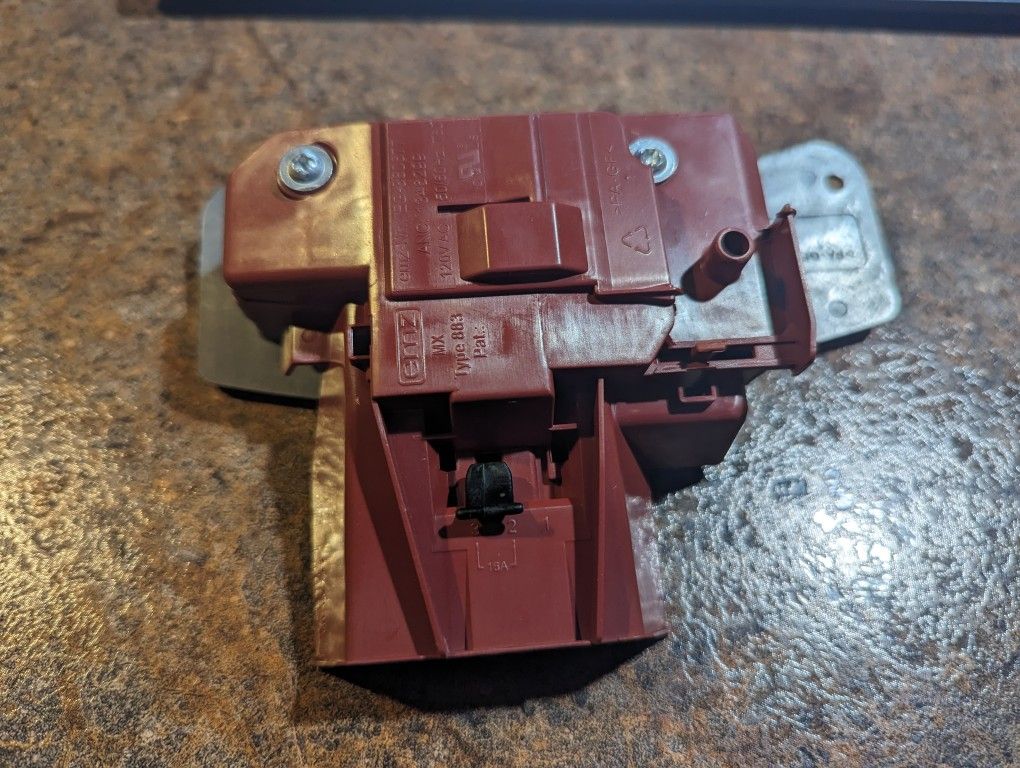 OEM Frigidaire Front Load Washer Door Lock 1(contact info removed)0