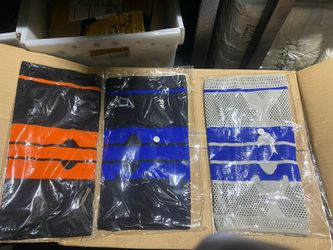 Sports Knee Support NBA - Officially Licensed Basketball Brace with Medical Compression Knee Sleeve with Patella Gel Pad Side Stabilizers for Pain Rel