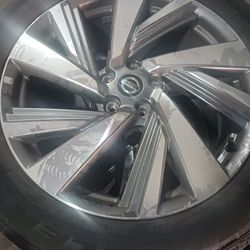 Nissan Murano Rims and Tires Parts