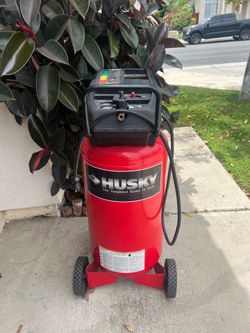 26 gal Husky 1.7 HP Air Compressor
