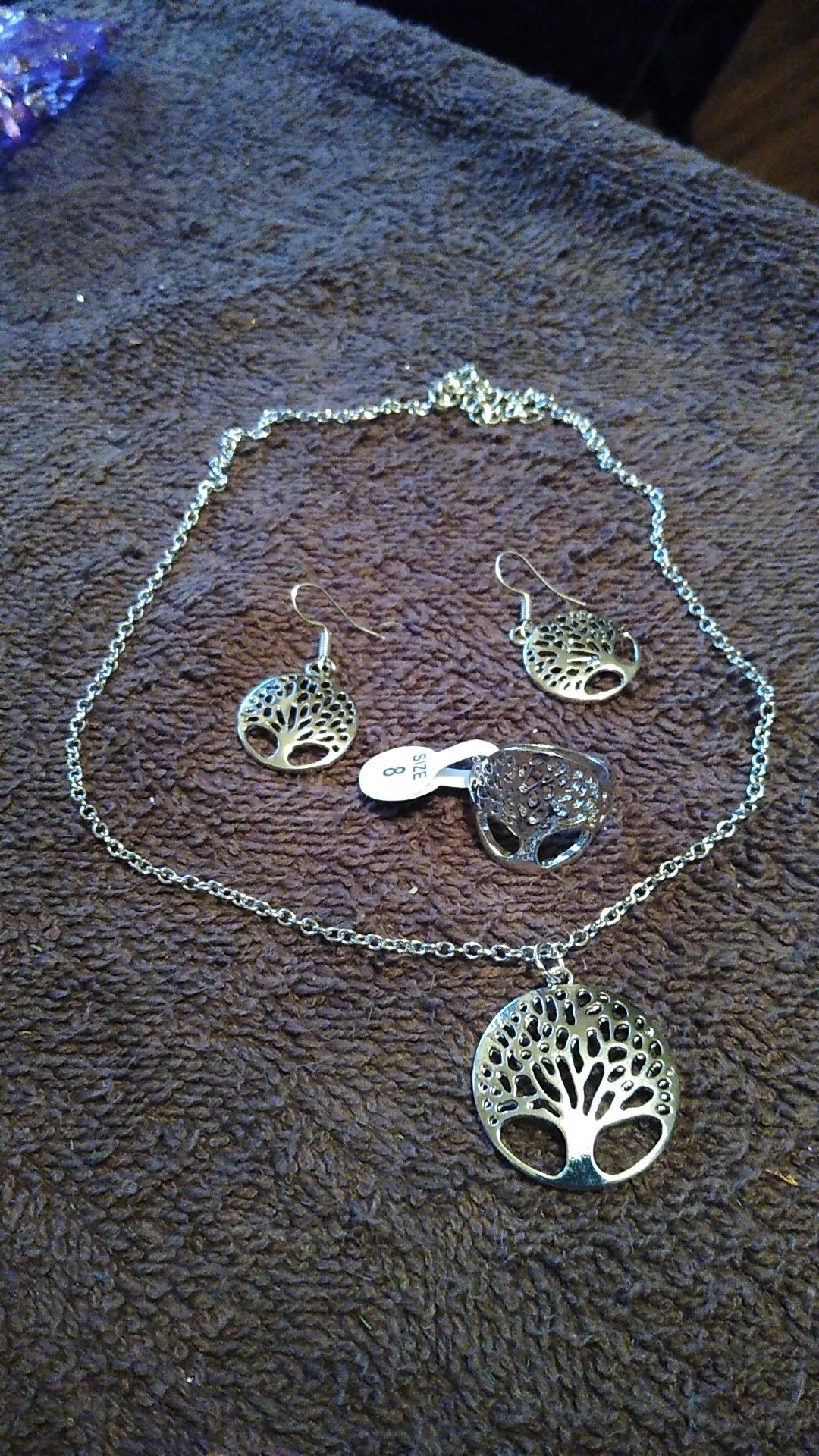 Brand new silver money tree necklace with a earrings and ring set