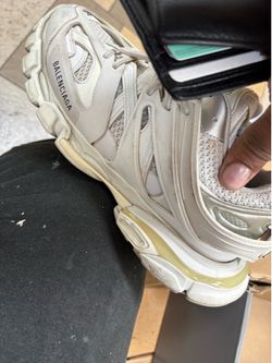 Tennis Shoes
