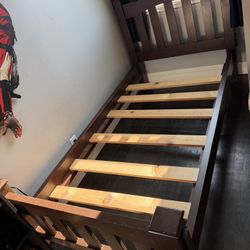 Solid Wood Twin Bed 