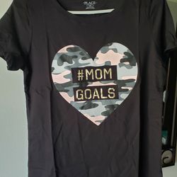 Black & Camo #MomGoals Shirt