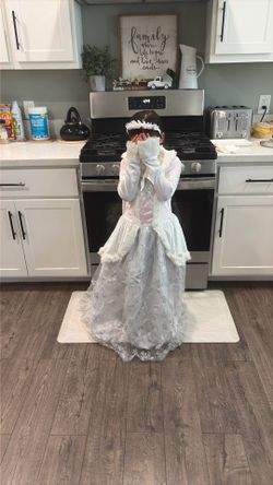 Halloween costume size Large