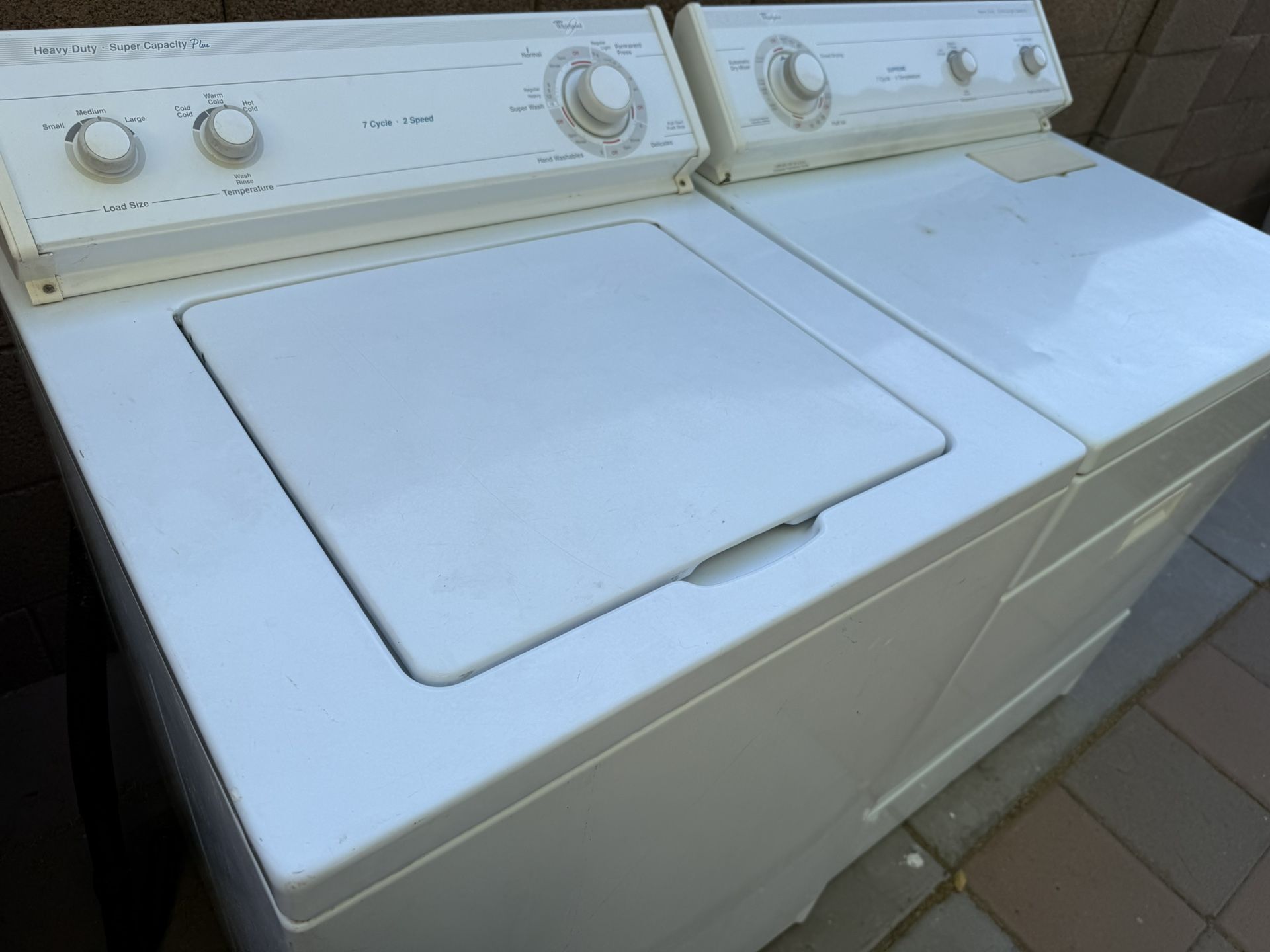 Free Delivery Whirlpool Matching Set