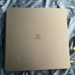 PS4 Slim