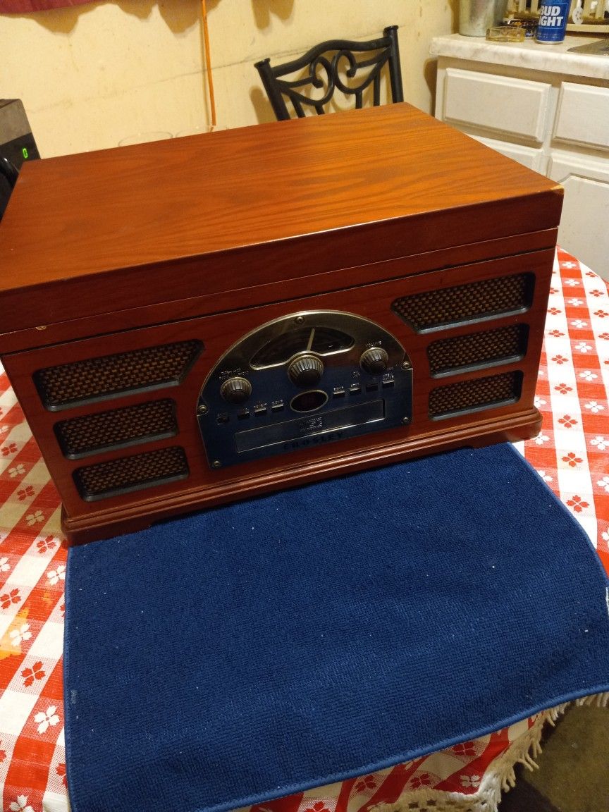 Crosby Stero Cabinet Player