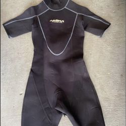 Wetsuit