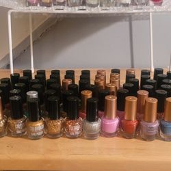 140  💅 Nails 💅  polish
