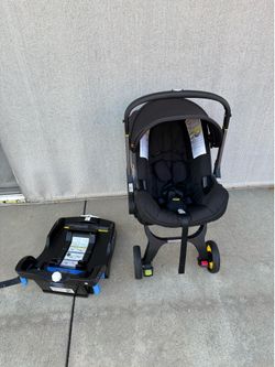 Doona stroller/ car seat