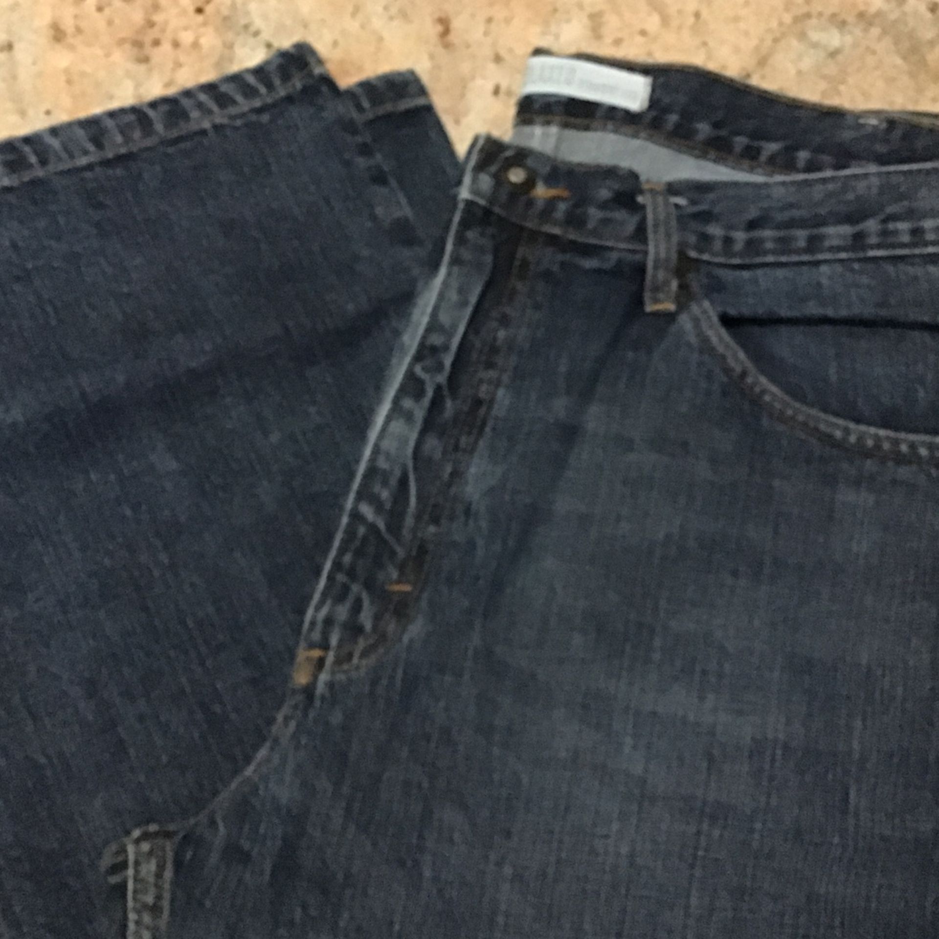 Men’s Lee Premium Select Jeans Dark Wash-PreOwned-Relaxed Straight Leg -Size 38x32