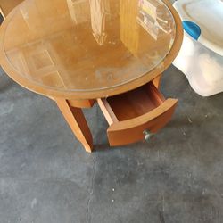 Round Table 