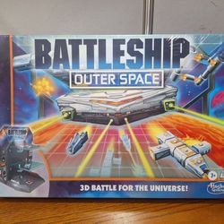 New/Sealed! Battleship Outer Space 3D board game Ages 7 and Up