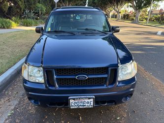 2004 Ford Explorer