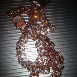 Ice Luxury Chains And Watch Pieces One For 60$ Two For 100$
