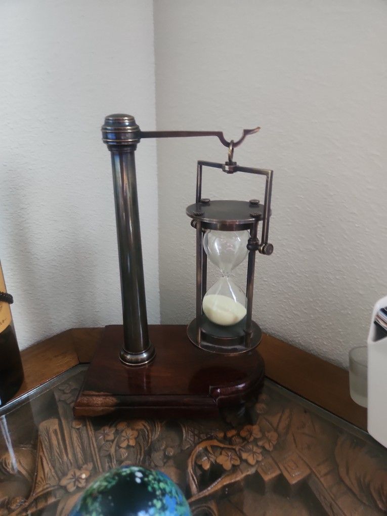 30 Minute Hanging Sand Hourglass