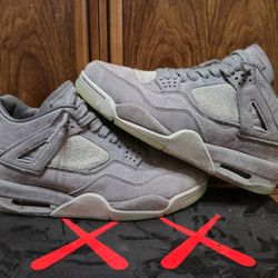 Kaws Jordan 4s (9.5 U.S. Read Desc)