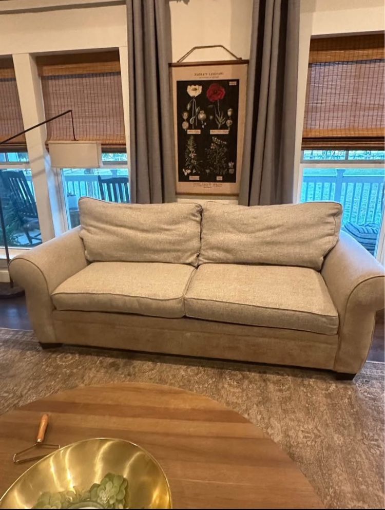 Home zone couch