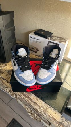 Air Jordan high retro UNIVERSITY BLUE used 3 times