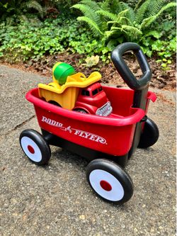 Mini radio flyer wagon