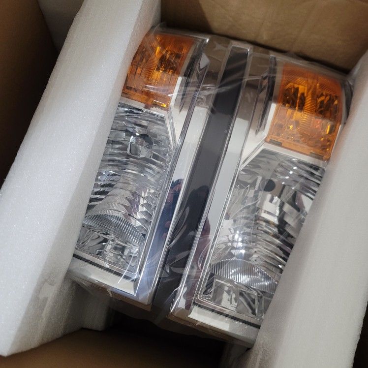 2014-2015 Chevy Silverado Headlights