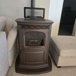 HARMAN IRON PELLET STOVE