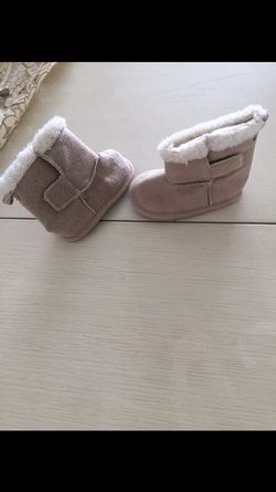 Baby girl boots