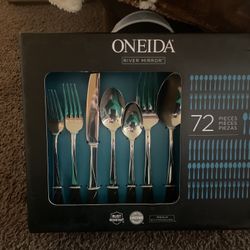 Brand New Oneida 72-Piece Flatware Set (Never Opened)