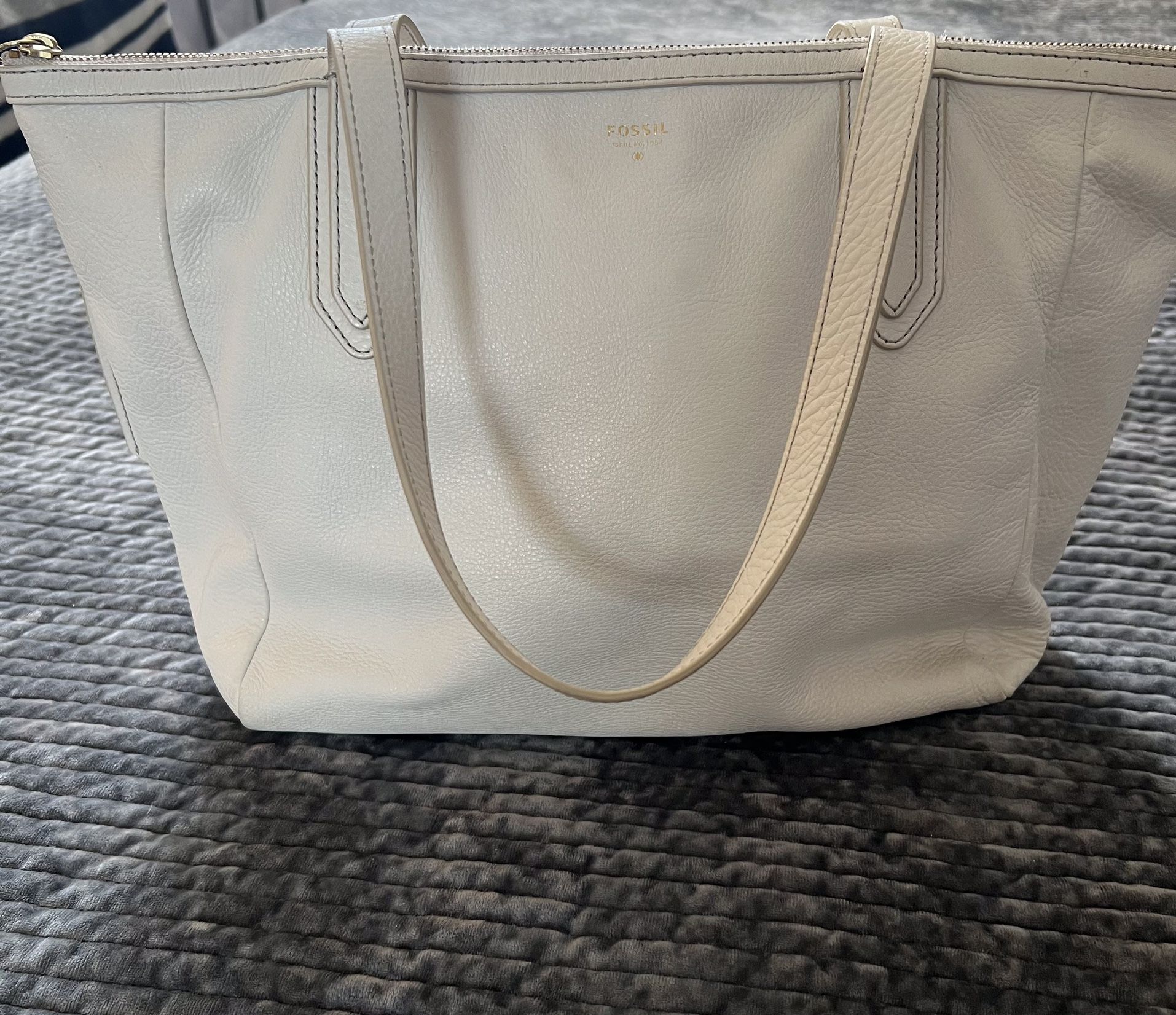 Fossil Leather Tote Purse