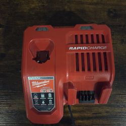 Milwaukee Rapid Charger