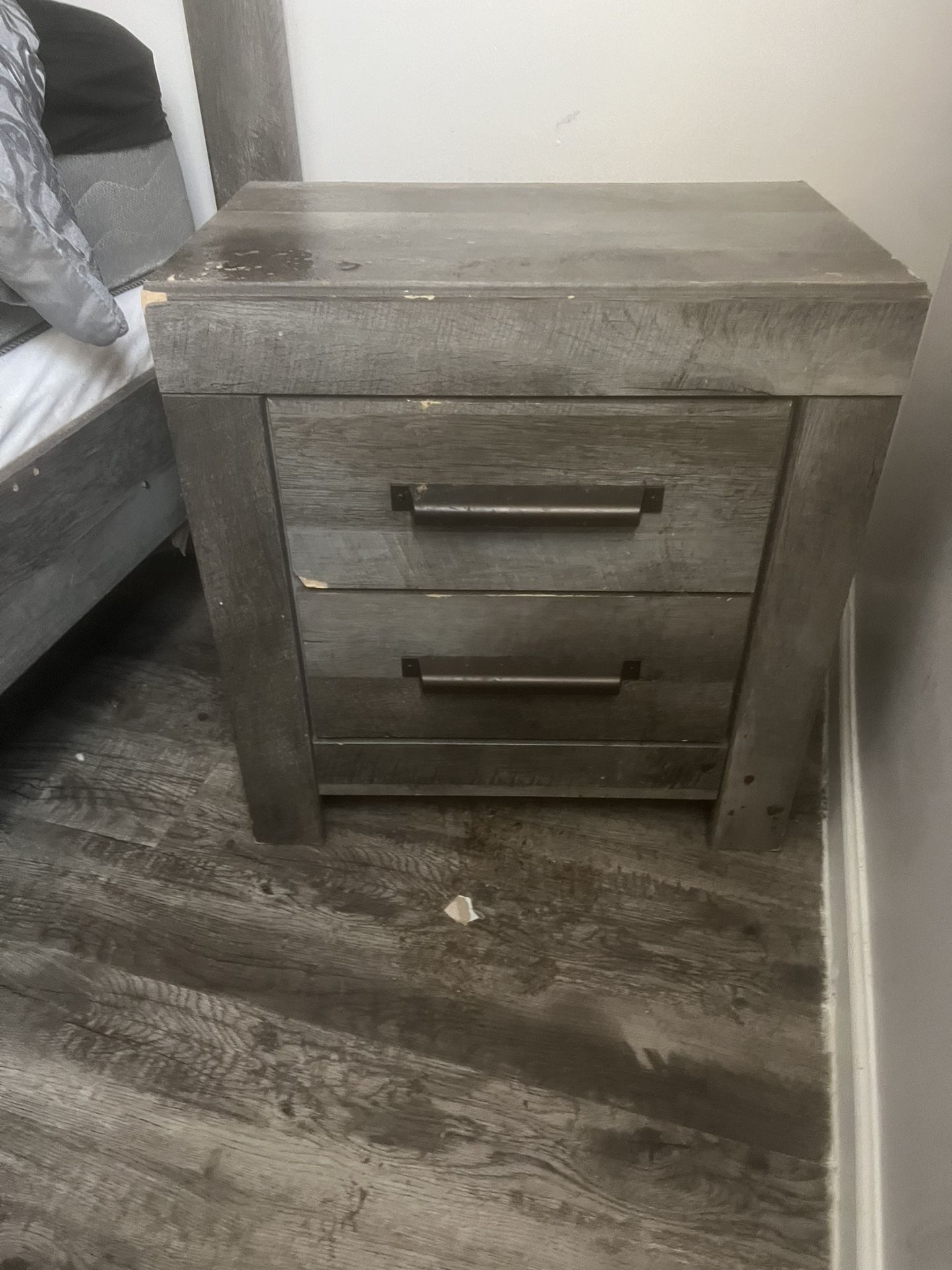 Gray Queen Bedroom Set