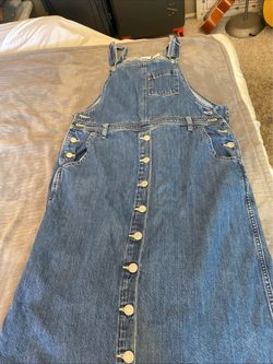 Levi’s skirt medium