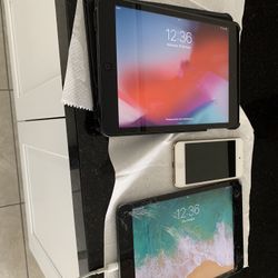 2 iPad And 1 iPod Touch 