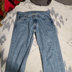Light Stonewash blue non stretch Levi's 501