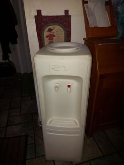 Water cooler