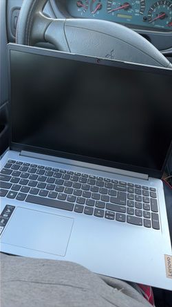 15.7” Lenovo Laptop