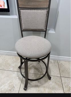 Powell Terran Counter Stool – Like New