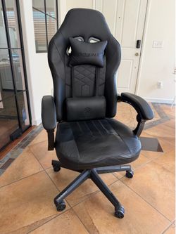 Dowinix Ergonomic Gaming Chair - Blacka