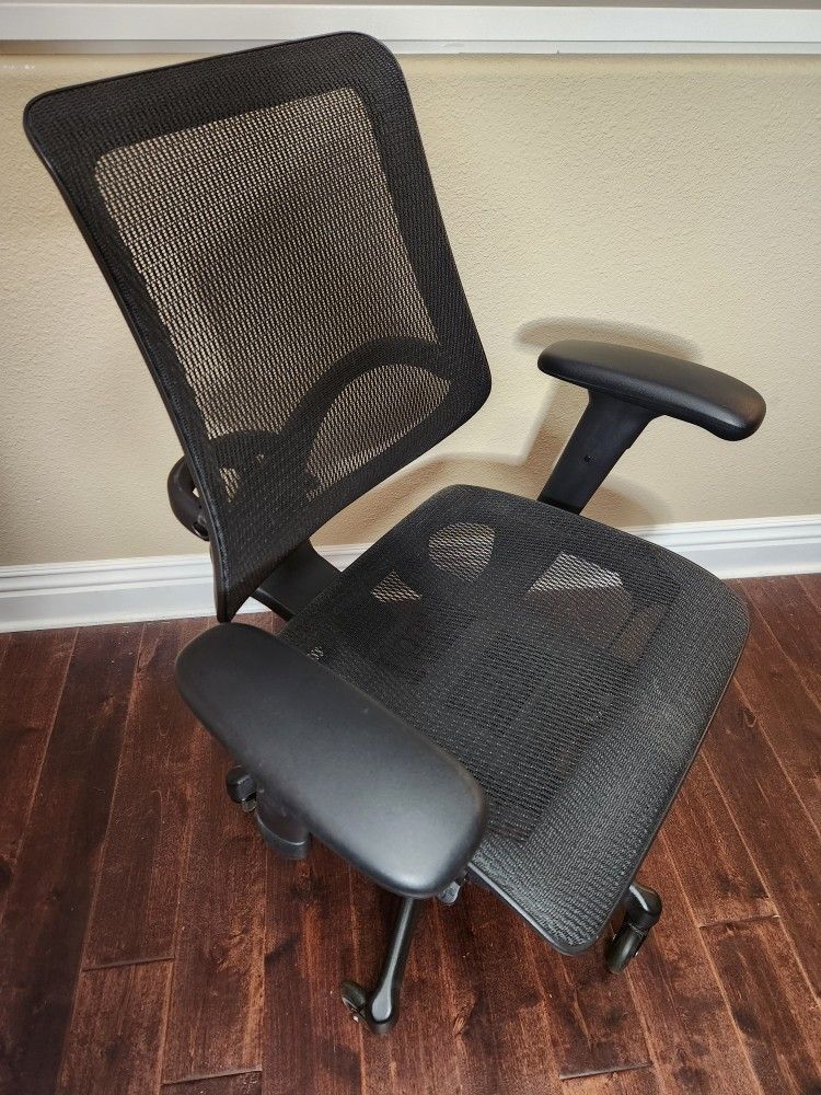 WorkPro 1000 Ergonomic Office Chair
