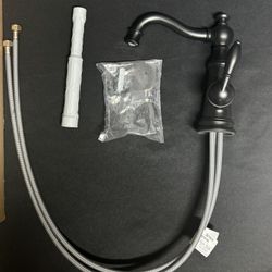 Moen Weymouth Matte Black 1 Handle Bar Faucet S62101BL