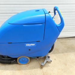 Clarke Focus II Boost L17 floor scrubber


BATTERY OPERATED