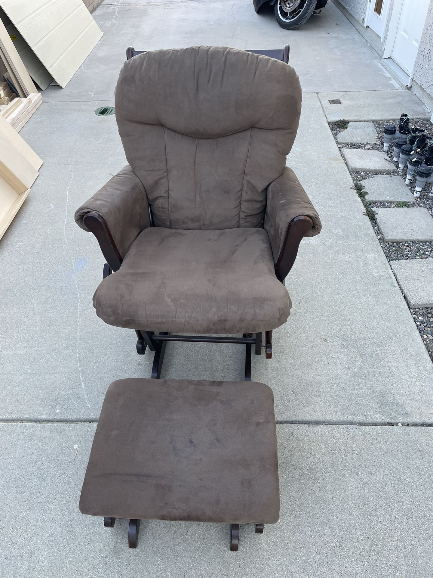 Rocking Chair With Foot Stool