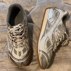 Authentic Bottega veneta orbit shoes