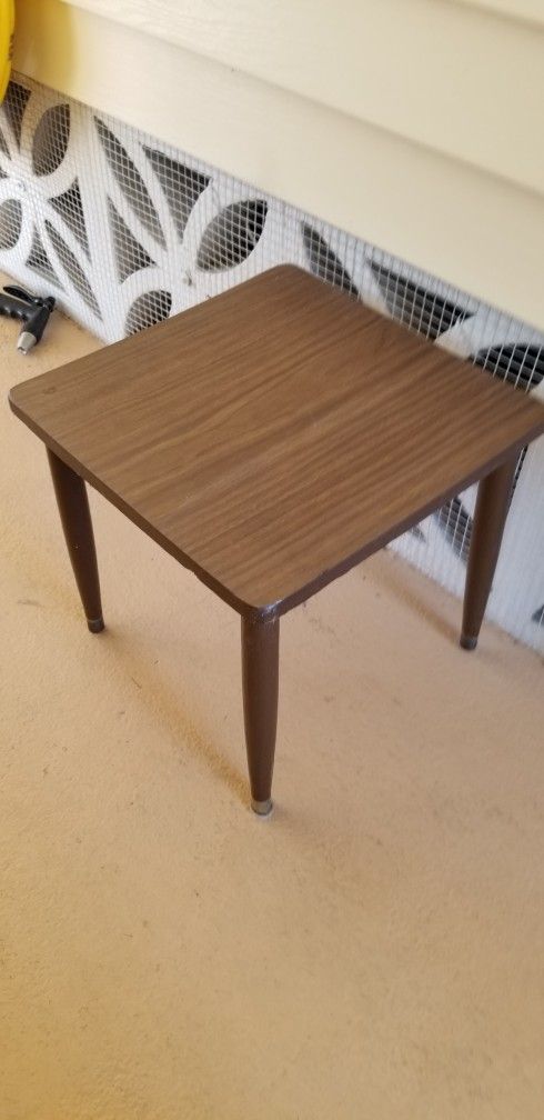 Mid-century Modern Side Table 