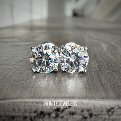 2CT 6.5MM Moissanite Solitaire Stud 925 Silver Earrings (screw-backs)