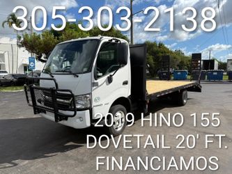 2019 HINO 155 DOVETAIL 2O' FT.